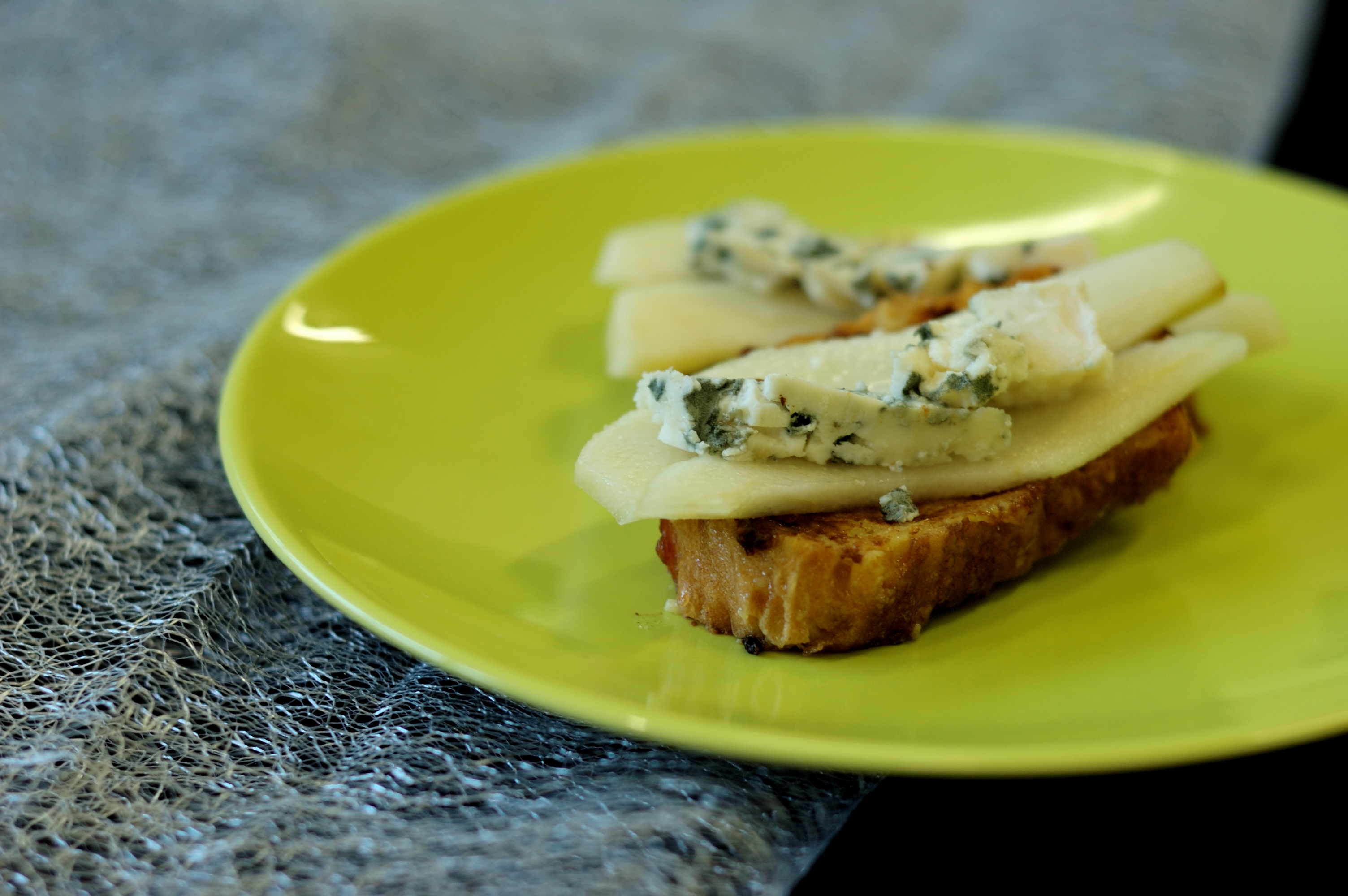 Poires au roquefort