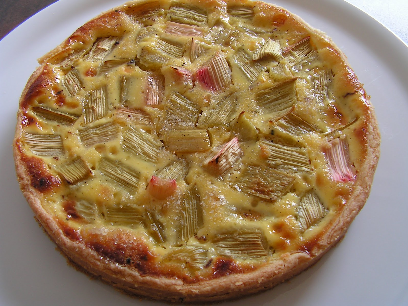 Tarte à la rhubarbe amandine façon crumble