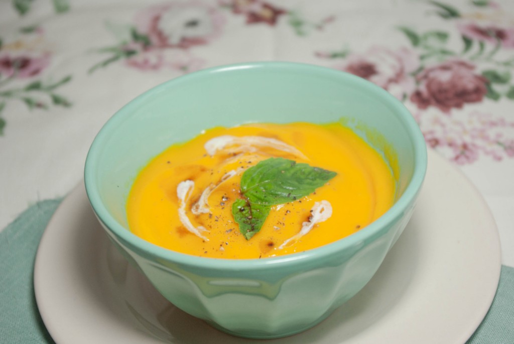 Velouté de courge musquée au basilic